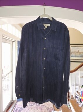 Tommy Bahama 100% silk button down shirt